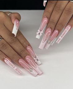 French Tip Winter Nails, Cool Finger Tattoos, Beauty Nails Design, Long Nail Designs, Really Cute Nails