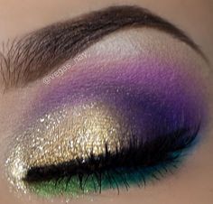 Mardi Gras Eye Design Mardi Gras Nails, Holiday Party Makeup, Mardi Gras Wedding, Party Make-up, Mardi Gra