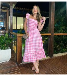 Flare Dress Outfit Classy, Vestidos Outfits, Women's Summer Outfits, Cottagecore Fashion Skirts, Gingham Outfit, Simple Long Dress, Girls Dress Outfits, Stylish Short Dresses