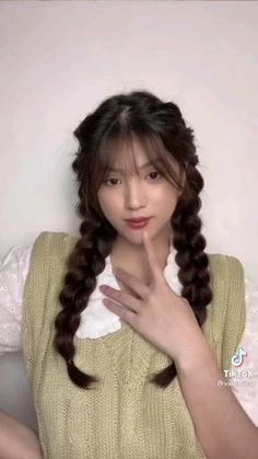 How To Do Twin Braids, Cute Fake Braid Hairstyles, 2 Braids Hairstyles Tutorial, Cute Asian Hairstyles Long, Kpop Braided Hairstyles, K Pop Hairstyles Girls Hair, Cute Hairstyles For Long Hair With Bangs, Heart Buns Hair, Twin Braids Hairstyles