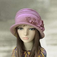 This is elegant and stylish woman's felt cloche hat. It is soft and warm. This hat is very comfortable and easy to wear. It is a very stylish women's hat that is going to keep you warm in cold days, yet you will look amazing. You can put it on with classic and casual style clothing, so this beautiful hat is very universal. Composition: 100% woolOne size to fit average woman's head.CARE: Hand wash in lukewarm water.  Do not dry in the dryer!Air dry over a balloon or small bowl to retain hat shape Stylish Womens Hats, Warm Winter Hats, Boiled Wool, Winter Hats For Women, Cloche Hat, Handmade Hat, Felt Hat, Wool Hat, Beautiful Hats