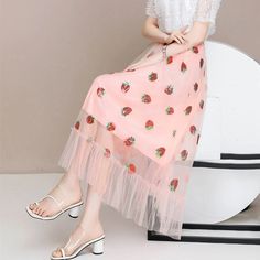 Sweet Strawberry Elastic Waist Ruffle Skirt – Tomscloth Pastel, Y2k Coquette Aesthetic, Strawberry Skirt, Winx Outfits, Y2k Skirts, Cargo Skirts, Y2k Coquette, Trendy Bottoms, School Dance Dresses