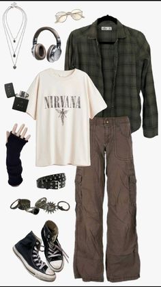 Grunge Outfit Ideas Men, Grunge Outfit Inspo Men, Thrifted Outfits Men, Grunge Style 90s, Grunge Tomboy, Grunge Outfits Boys, Grunge 90s Outfits, Punk Grunge Outfits, Rock Style Men