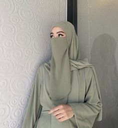 Its my first pin. Let’s make it #layal #sampalylayal #fashion #hijab #grow #like  #follow Hijabi Niqabi Aesthetic, Half Niqab Aesthetic, Niqab Fashion Abayas, Nikab Girl, Niqabi Aesthetic, Niqab Fashion Style, Niqabi Fashion, Half Niqab, Niqab Aesthetic