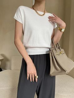 Stylish Loose Solid Color Boat Neck Knitwear Pullovers Tops White Formal Top, Raglan Sleeve Sweater, Classic Feminine, White Clothing, Yellow Sky, Top Wedding Dresses, Bandage Dress Bodycon, Formda Kal, Bottoming Shirt