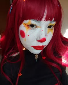 #clowncore #clown #makeuplover Dress Up Makeup, Clown Makeup Pierrot, Clowns Makeup Cute, Makeup Looks With Face Paint, Red And Blue Clown Makeup, How To Clown Makeup, Coquette Clown Makeup, Yellow Clown Makeup