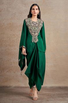 Sufi Night Outfit Women, Stylish Indo Western Outfits For Women, Indowestern Outfits Wedding Women, Fashion Outfits Western, Indo Western Outfit Ideas, Roka Outfits, Indian Latest Fashion, Sufi Night, Indowestern Outfits