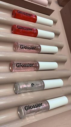 Glossier Lip, Glossier Beauty, Lip Gloss Cosmetics, Makeup Bag Essentials, Glossier Lip Gloss, Fashion Fails, Gloss Labial