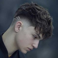 Caesar Haircut, Fade Haircut Styles, Haircut Undercut, High Fade Haircut, Drop Fade Haircut, Men Haircut Curly Hair, Medium Length Hairstyles, Taper Fade Haircut, Stylish Short Haircuts