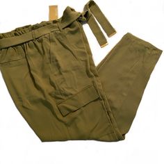 Michael Kors Sage Green Utility Cargo Style Pants High Rise Elastic Waistband, Matching Mk Logo Belt 100% Polyester Size Xl Nwt See Measurements: In Photos All Items From Smoke Free, Pet Free, Home Ships Next Day #252-K Designer Bottoms, Black Trousers Casual, Cargo Pants Color, Blue Dress Pants, Cargo Style, Mk Logo, Red Pants, Style Pants, Ankle Length Pants