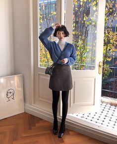 Elegant Outfit Dress, Japan Fits, Preppy Winter, Gamine Style, Japan Outfit, Aesthetic Outfit Ideas, Fall Capsule Wardrobe, Dita Von Teese, Preppy Casual