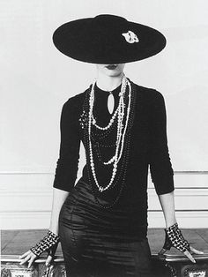 Chanel Inspired Outfit, Chanel Aesthetic, 1900 Fashion, Coco Chanel Fashion, Chanel Hat, Chanel Dress, Retro Mode