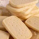 a pile of crackers sitting on top of a table