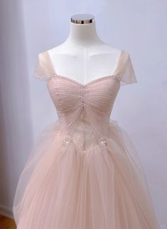 Abito da festa lungo in perline di tulle a cuore rosa, abito da ballo in tulle rosa
Abito da festa lungo in perline di tulle a cuore rosa, abito da ballo in tulle rosa Pink Tulle Prom Dress, Brown Prom Dresses, Champagne Homecoming Dresses, Pink Silhouette, Yellow Homecoming Dresses, Party Dress Pink, Orange Prom Dresses, Purple Homecoming Dress, Burgundy Homecoming Dresses