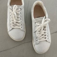 These Are White Leather Birkenstock Bend Low Sneakers. Size 37 Regular/Wide Width. Worn Twice, Both Times With Socks. Excellent Used Condition. Bend Low Birkenstock, White Leather Low-top Walking Shoes, Birkenstock Bend Sneaker, White Adjustable Low-top Sneakers, Antique White Birkenstocks, Birkenstock White, Birkenstock Shoes, White Leather Sneakers, Low Sneakers