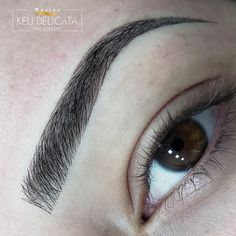 Latina Brows, High Arch Eyebrows, Sarah Logan, Eyebrows Goals, Korean Makeup Tips, Essential Makeup Brushes, Dark Eyebrows