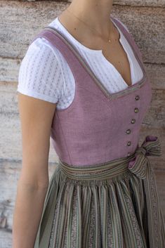 Hammerschmid Dirndl Blouse 100 % Cotton Color: white Dirndl Aesthetic, Dirndl Pattern, Dirndl Dress Traditional, German Traditional Dress, Scandinavian Clothing, Farm Fashion, Dirndl Outfit, German Outfit, Dirndl Blouse