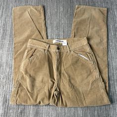 Vintage 2000s Gap Carpenter Regular Fit Corduroy Pattern Multiple Pockets Y2K Aesthetic Brown Trouser Pants 32 Waist Mens Condition:  Excellent Used Condition  = No Flaws Measurements: Please see photos above for all measurements IF YOU BUY TWO OR MORE ITEMS USE THE CODE BUNDLE @ CHECK TO SAVE 20% WE SHIP WITHIN 24 HOURS AFTER PURCHASE! Please be aware that we do not offer free returns!! The Buyer is responsible for the cost of the return label. Follow us on TikTok & Instagram @findsnostalgic an Brown Trousers Men, Corduroy Pattern, Aesthetic Brown, Brown Trousers, Vintage 2000s, Y2k Aesthetic, Trouser Pants, Mens Trousers, Mens Pants