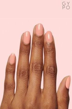 Business Nails Classy, Short Manicures, Short Nails Trendy, Classy Summer Nails, Summer Trendy Nails, Nail Colors For Spring, Classy Spring Nails, Manicure Short Nails, April Nails Ideas