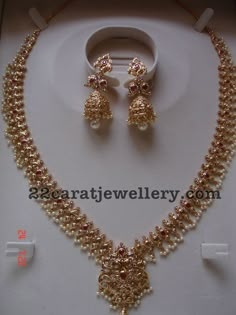 Gold Bridal Necklace, Beautiful Gold Necklaces, Gold Necklace Indian Bridal Jewelry, Gold Bridal Jewellery Sets, Gold Necklace Simple, Gold Pendant Jewelry, Gold Wedding Jewelry