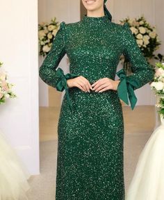 fabric style is sequin fabric. It is a lined dress. It has a hidden zipper in the back. The dress is maxi length. Satin Dress Evening, Wedding Dress Islamic, Stylish Abaya, Dress Islamic, Dress Stylish, Islamic Dress, Best Clothing, Islamic Clothing, Dress Evening