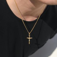 Atomic County, Mens Cross Chain, Gold Cross Necklace Men, Gold Crucifix Necklace, Cool Rings For Men, Mens Cross Necklace, Crucifix Necklace, Mens Silver Jewelry, Gold Cross Necklace