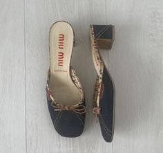 Vintage Miu Miu, Funky Shoes, Miu Miu Shoes, Stil Inspiration, Shoe Inspo, Aesthetic Shoes, Swag Shoes, Ladies Shoes