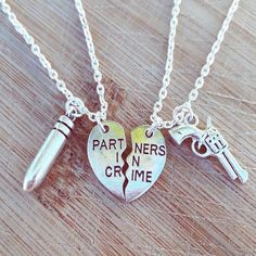 Best Friend 2 Piece "Partners in Crime" Friendship Necklaces Bestie Jewelry, Necklaces Couple, Gold Key Necklace, Bff Necklace, Bff Jewelry, Friend Jewelry, Bff Necklaces, Best Friend Jewelry, Best Friend Necklaces