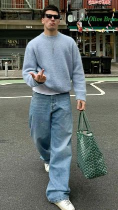 Hangout Outfit Men, Baggy Outfits Men, Street Wear Jeans, Ootd Men Casual, Baggy Jeans Outfits, Outfit Inspo Men, Blue Outfit Men, Blue Jeans Outfit Men, Baggy Jeans Outfit