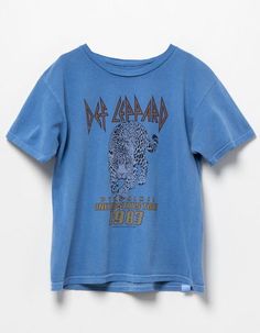 Vinyl Icons Def Leppard Girls Tee Easy 30 day return policy Tillys Shirts Graphic Tees, Tillys Graphic Tees, Cute Tops School, Cute Oversized Graphic Tees, Where To Get Cute Graphic Tees, Preppy Tee Shirts, Cute Tops Preppy, Preppy T-shirts, Cute Preppy Tops