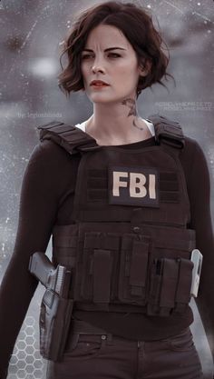 Fbi Women, Jamie Alexander, Detective Outfit, Delta Green, Female Detective, Detective Aesthetic, Female Cop, Jaimie Alexander, Hunting Girls