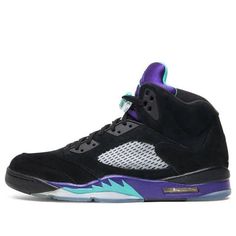 The Nike Air Jordan 5 Retro 'Black Grape' is a must-have sneaker for any true Jordan fan. The sleek black nubuck upper is accented perfectly by New Emerald and Grape Ice details, making this one of the most eye-catching sneakers on the market. The icy blue translucent outsole completes the look, and provides superior traction and comfort. Whether you're hitting the court or just hitting the streets, the Air Jordan 5 Retro 'Black Grape' is a sneaker that won't disappoint. (AJ5/SNKR/High Top/Basketball) Zoom 2k, Nike Air Jordan 5, Low Air Jordan 1, Jordan Shoes Retro, Black Grapes, Jordan 5 Retro, Jordan 8, Air Jordan 5 Retro, Jordan 23