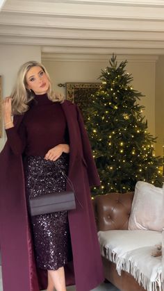 Winter Cocktail Dress, Ruffled Dress, Christmas Outfits, Night Out Outfit, Holiday Style, Fashion Pieces, Dress Code, Holiday Fashion, Dress Codes