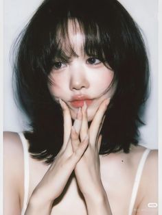 Different Kind Of Bangs, Acubi Makeup, Japanese Bangs, Hair Styles Bangs, Ingenue Makeup, Pretty Haircut, Korean Bangs Hairstyle, K Pop Makeup