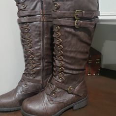 Nwot New Without Tags. Cambridge Select Women's Lace-Up Buckle Knee High Combat Boot, Size 6.5m. Dark Brown With A Side Zipper. Great Boots For The Fall And Winter Season! Knee High Lace Up Boots, Knee High Combat Boots, Marc Fisher Boots, Steampunk Boots, Leather Motorcycle Boots, Fashion Jackson, Cute Nike Shoes, Cute Nikes, Combat Boot