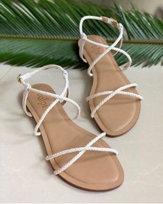 Fashion Sandals Flat, Vivienne Westwood Shoes, Fancy Sandals, Chique Outfit