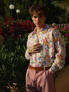 Picnic Fashion, Men Aesthetic Outfits, Garden Party Outfit, Party Outfit Men, Aesthetic Outfits Men, Outfit Wedding Guest, Theme Dress, Vintage Hawaiian Shirts, Event Outfit