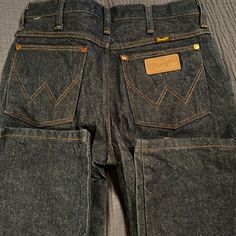 New Pair Of Wrangler Jeans , Mens , Never Worn , I Have 2 Pairs Wrangler Jeans Vintage Poster, Wrangler Pants, Workwear Jeans, Jeans Mens, Wrangler Jeans, Cute Fits, Pants Color, Vintage Denim, Vintage Men