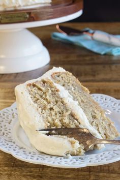 A slice of fresh banana cake. Fresh Banana Cake, My Country Table, Cake With Cinnamon, Cinnamon Cream Cheese, Berry Recipes, Scrumptious Food, Banana Cake Recipe, Country Table, Arrested Development