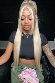 20 Inch Wig Install, 613 Half Up Half Down, Wig Hairstyles Ideas Black Women Blonde, Black Wig Styles For Black Women, Lace Front Styles For Black Women, Straight Hairstyles For Black Women Wig, Hair Styles Wigs Black Women, Unique Wig Hairstyles, Different Wig Hairstyles