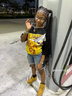 Two Braid Outfit Ideas, All Star Adidas Outfit, Short Sleeve Jersey Outfit, 16th Birthday Outfits Black Women, Stem Birthday Outfit, Highschool Basketball Game Outfit, First Day Of School Outfit 2023, Anything But A Bookbag Day