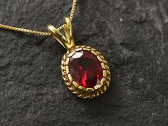 Gold Ruby Pendant set with Created Ruby in top quality, perfect diamond cut & intense red color, at 10x8 mm diameter, 3 Carat. Victorian Pendant design made of Gold Vermeil ☞ thickest 18k Gold Plating on top of Solid 925 Sterling Silver ☞ made to last. Free Gold Vermeil Chain with every Pendant order, 18 inch Silver chain (46 cm) ✓ Matching Ring: www.etsy.com/uk/listing/946992190 Matching Earrings: www.etsy.com/uk/listing/960212272   ⌛Last Pendant left ⌛   Details :   ♥ Each item comes in a cute Ruby Pendant Set, Victorian Pendants, Dainty Pendant, Ruby Pendant, Antique Pendant, Real Jewelry, Vintage Pendant, Pendant Gold, Red Ruby