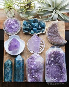 Healing Crystals, Crystals Jewelry, Crystal Heart, Crystals Minerals, Moon Stone, Fun Stuff, Crystal Jewelry