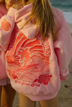 Sunset Glow Oversized Hoodie Pink Plam Puff Hoodies, Puff Hoodie, Adrette Outfits, Bill Cunningham, Teen Sweater, Cute Preppy Outfits, Cute Sweatshirts, Birthday Wishlist, Christmas Wish List