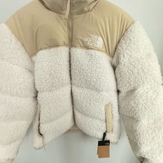 Never Worn, Bought The Wrong Size For Me And Unable To Return. This Is Verified Authentic From Stockx. Sold Out Online. Hard To Find. Mens Puffer Jacket, Winter Outfits Cold, Packable Jacket, Brown Suede Jacket, Black Puffer, Black North Face