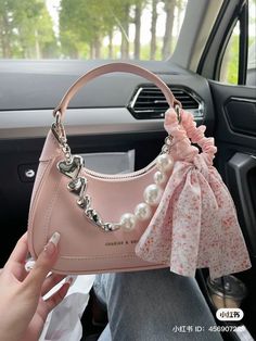 #pinkaesthetictheme #fashion #bags #princess #pinkaccessories Tas Coach, Luxury Bags Collection, Pink Girly Things, Luxury Purses