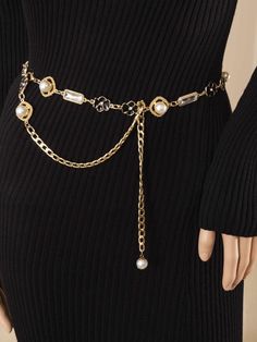 Gold Chain Belts, Cool Belt Outfit, Gold Belt Jewellery, Metal Belt Outfit, Chain Belt Outfit Dress, Luxury Belts Women, Jewelry Belt