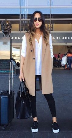 10 outfits para la oficina que te ayudarán a disimular la pancita Casual Work Outfits, Looks Chic, 가을 패션, Outfits Casuales, Look Fashion, Work Outfit, Chic Outfits