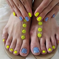 Dot Nail Designs, Feet Nail Design, Dots Nails