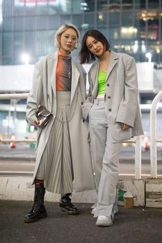 Tokyo Fashion Week Street Style AW19 Tokyo Fashion Week Street Styles, Tokyo Fashion Week, Chinese Fashion Street, 일본 패션, Older Women Fashion, Fashion Male